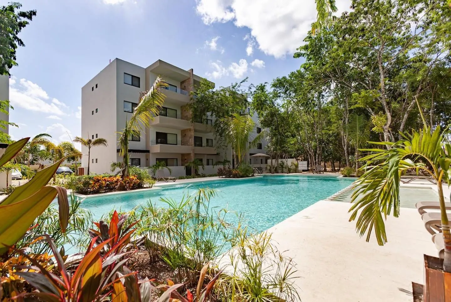 New Coto1112Min Beach,Gated,Gym,Playground,Pools Playa del Carmen Mexiko