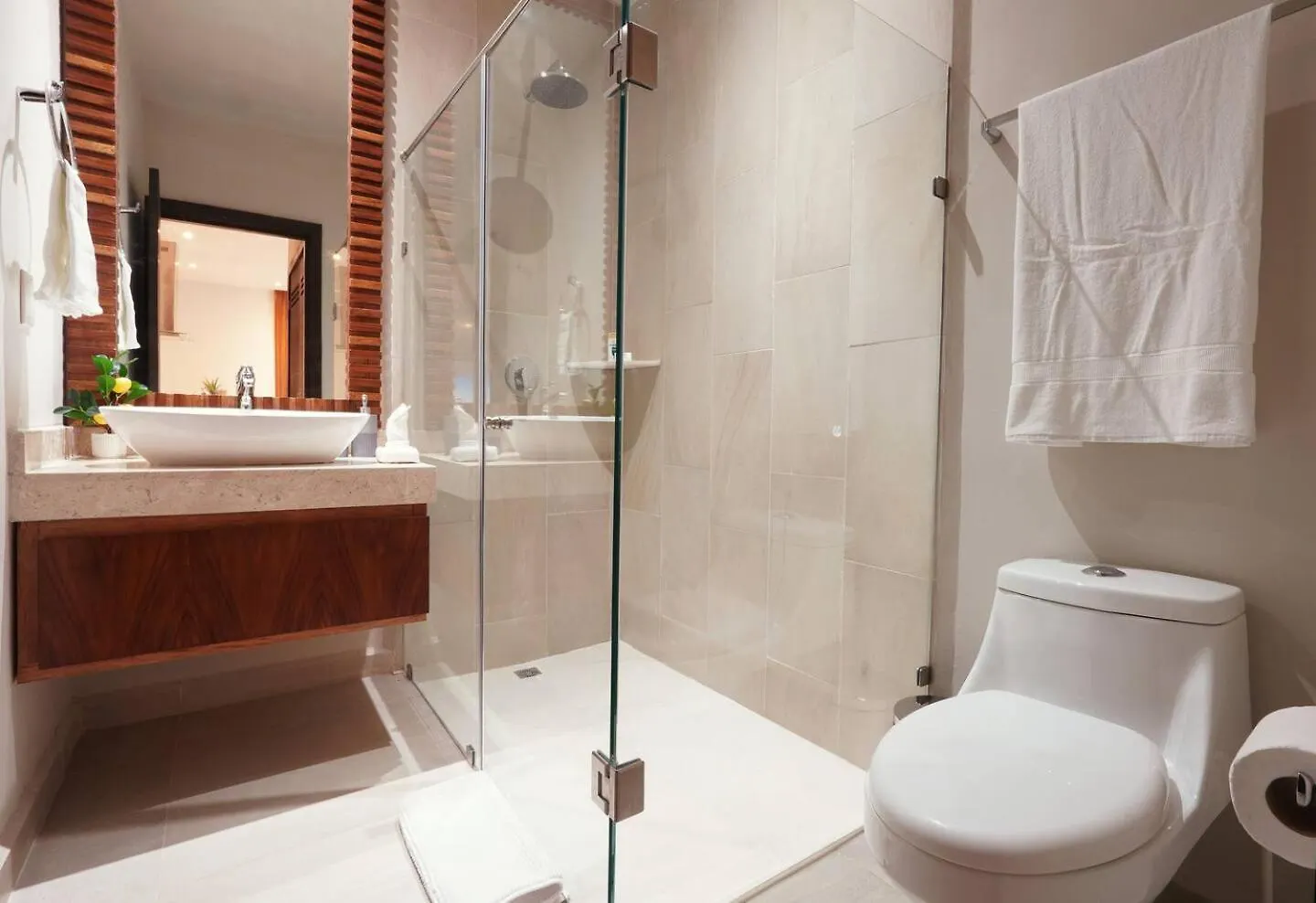 New Coto1112Min Beach,Gated,Gym,Playground,Pools Playa del Carmen